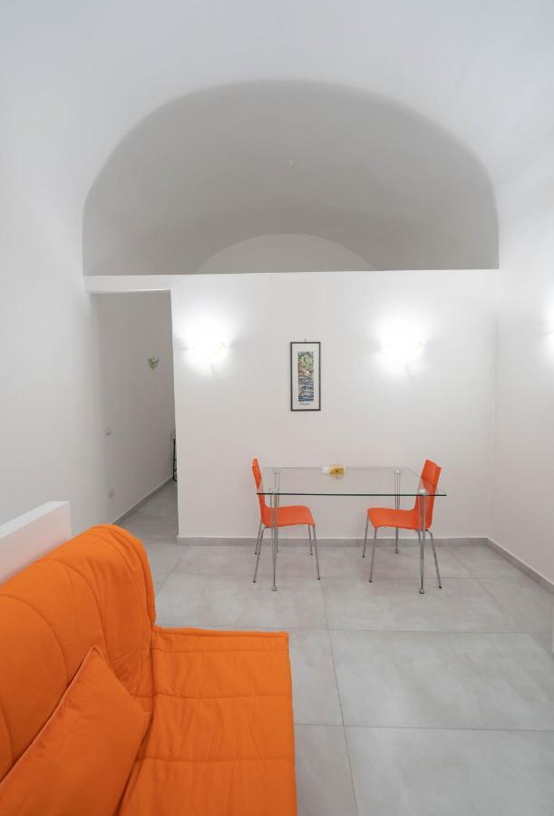Appartement Vico Amico By Dimorra à Naples Extérieur photo