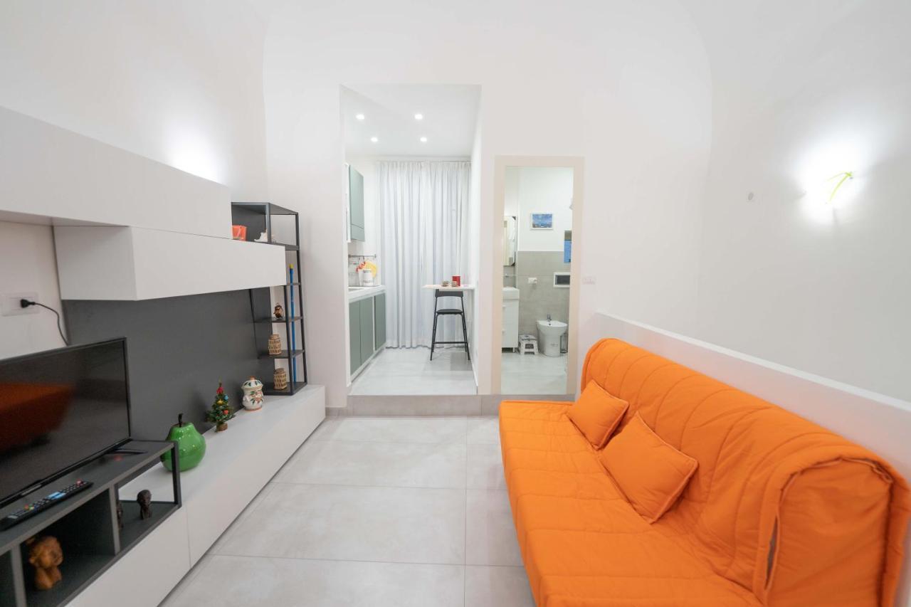 Appartement Vico Amico By Dimorra à Naples Extérieur photo