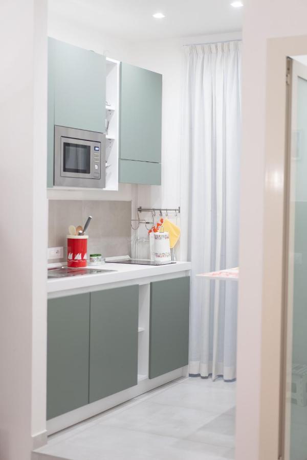 Appartement Vico Amico By Dimorra à Naples Extérieur photo