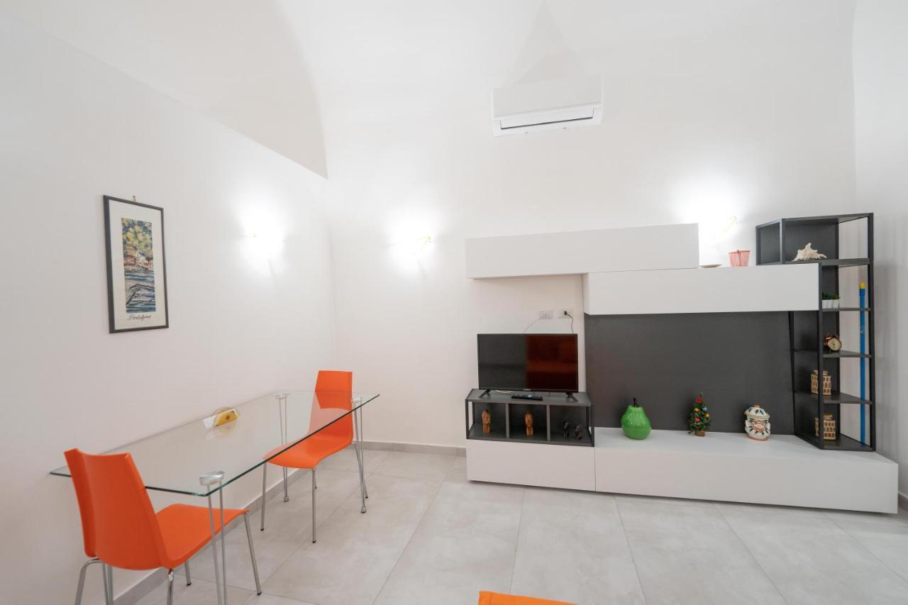 Appartement Vico Amico By Dimorra à Naples Extérieur photo